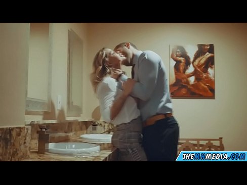 ❤️ Keď vás prsnatá blondínka zvádza na verejných toaletách Porno na nás sk.hochu-sex-tomsk.ru ❌️❤